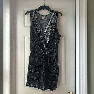Black and White Romper with Pockets